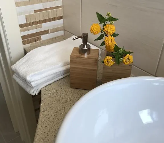 Estatesalento * 莱乌卡